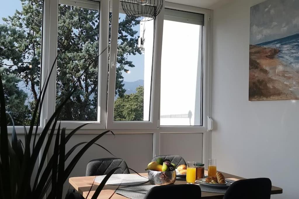 Apartman Liburna Риека Экстерьер фото